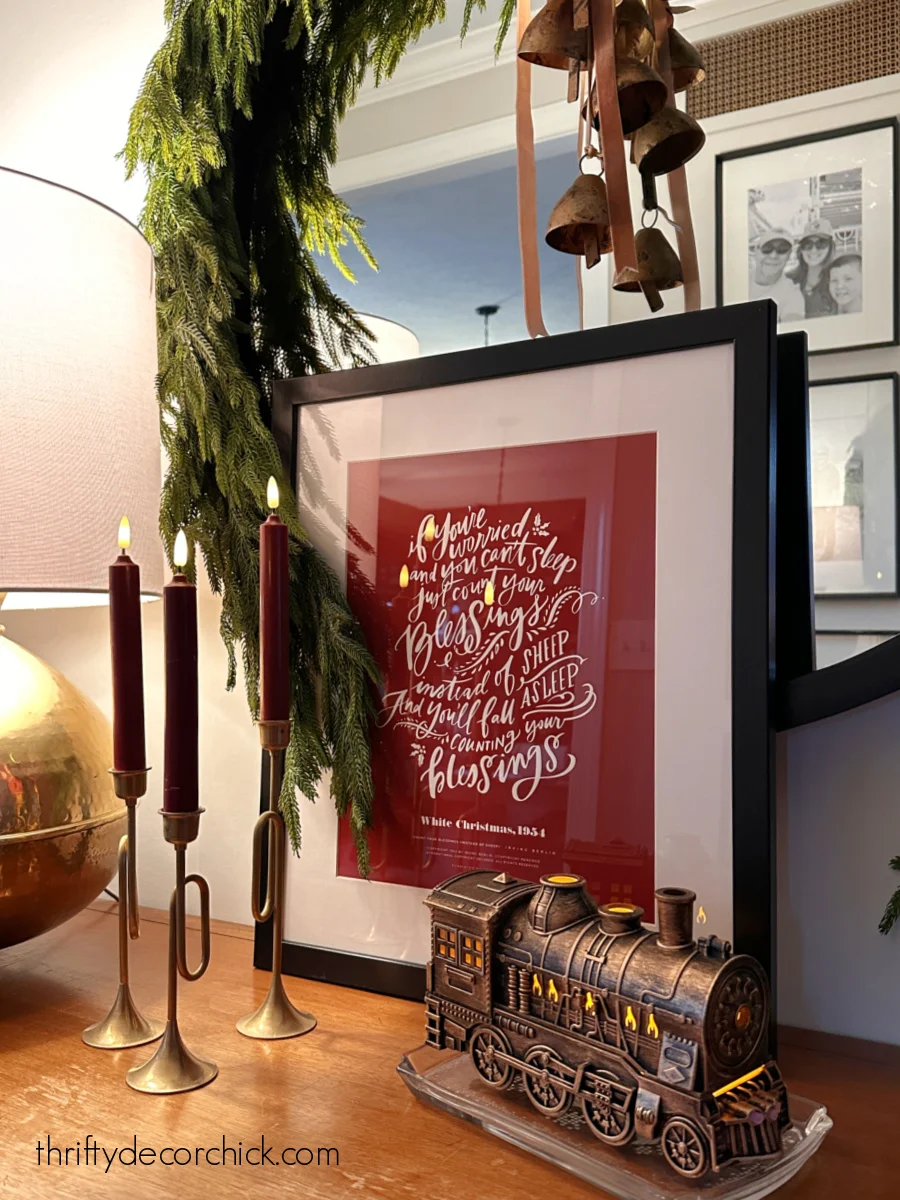 gold train diffuser with lights